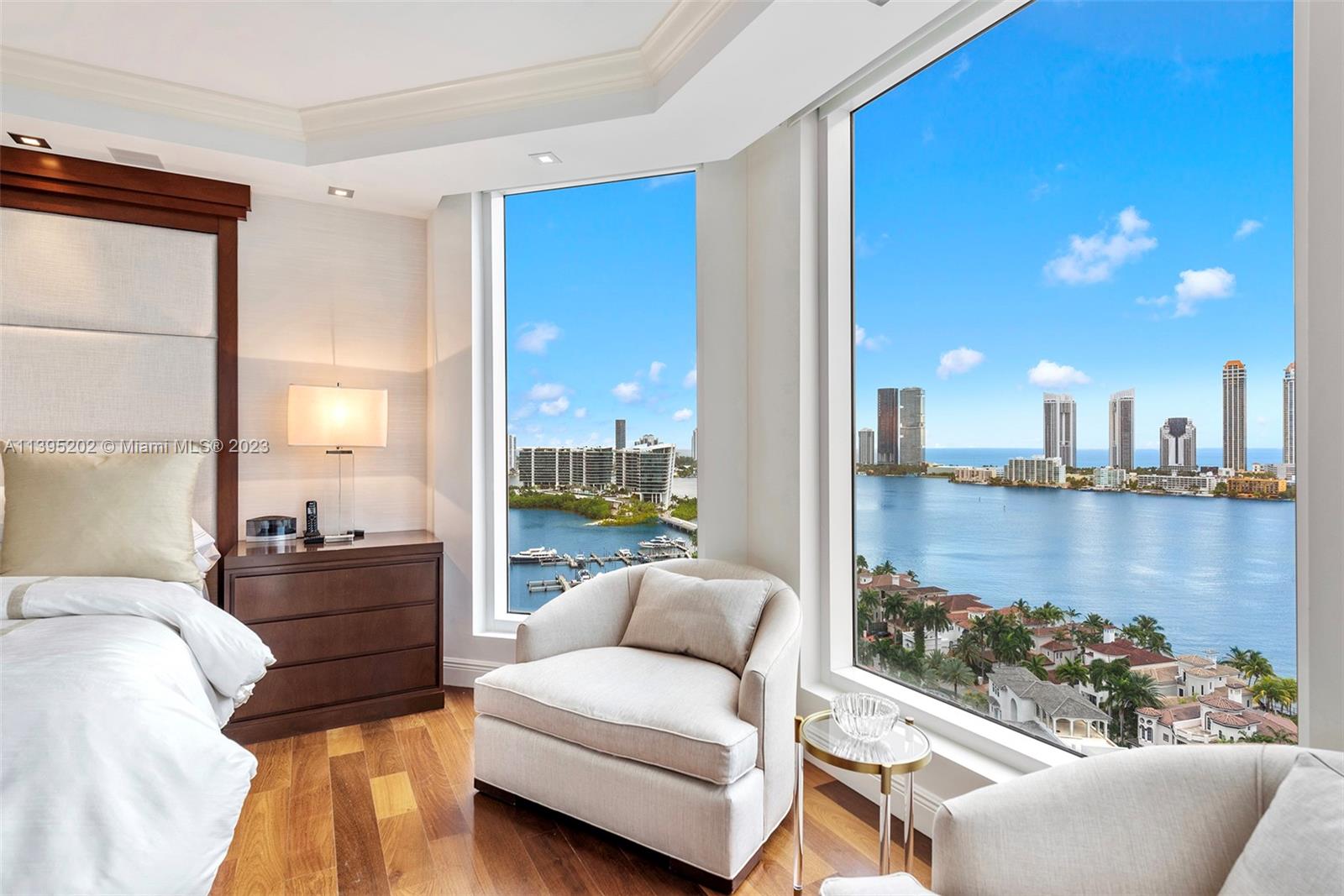 BELLAMARE @ WILLIAMS ISLA - Residential