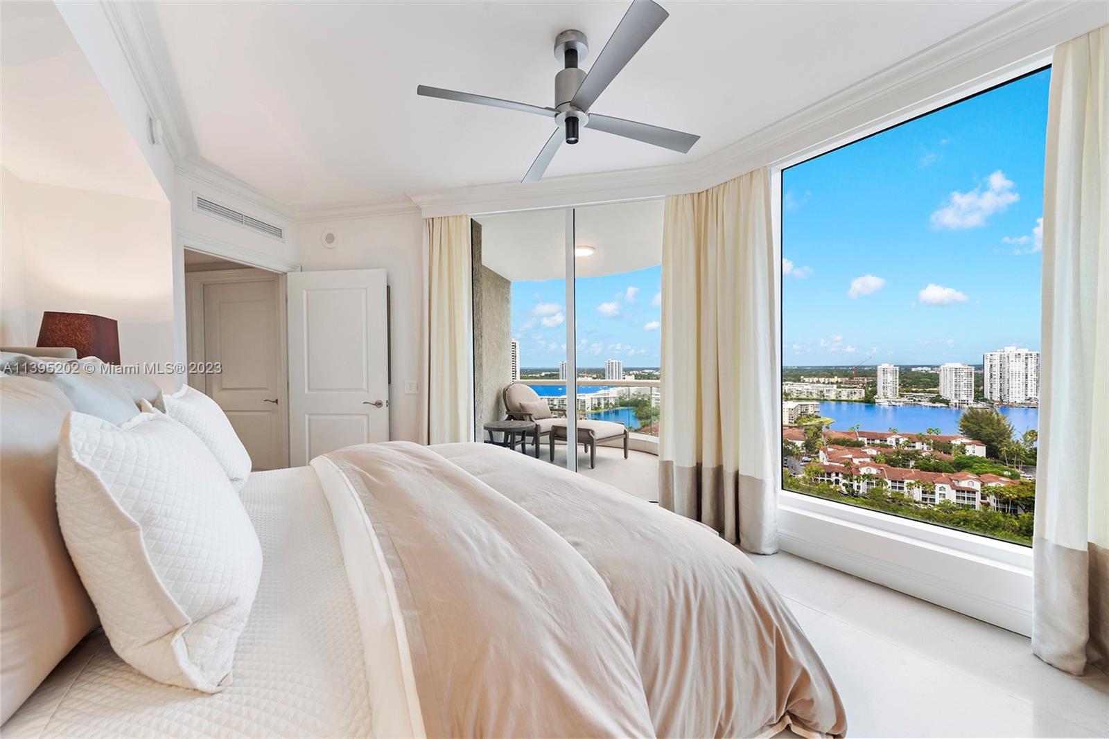 BELLAMARE @ WILLIAMS ISLA - Residential