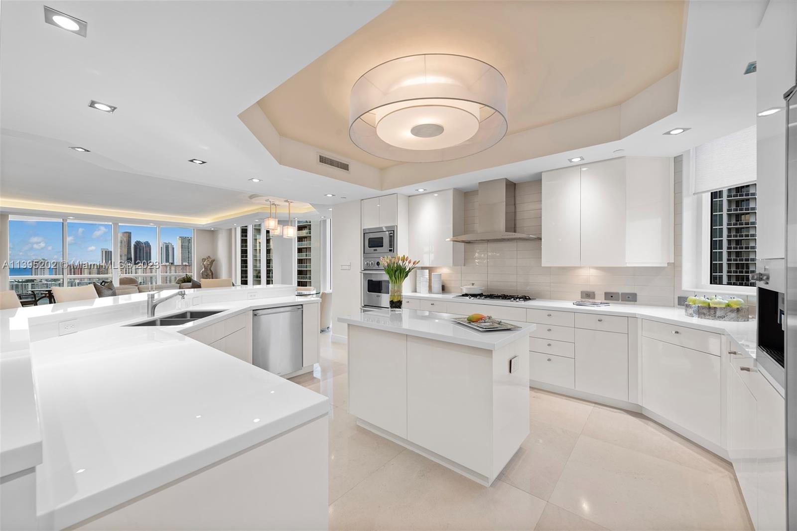 BELLAMARE @ WILLIAMS ISLA - Residential