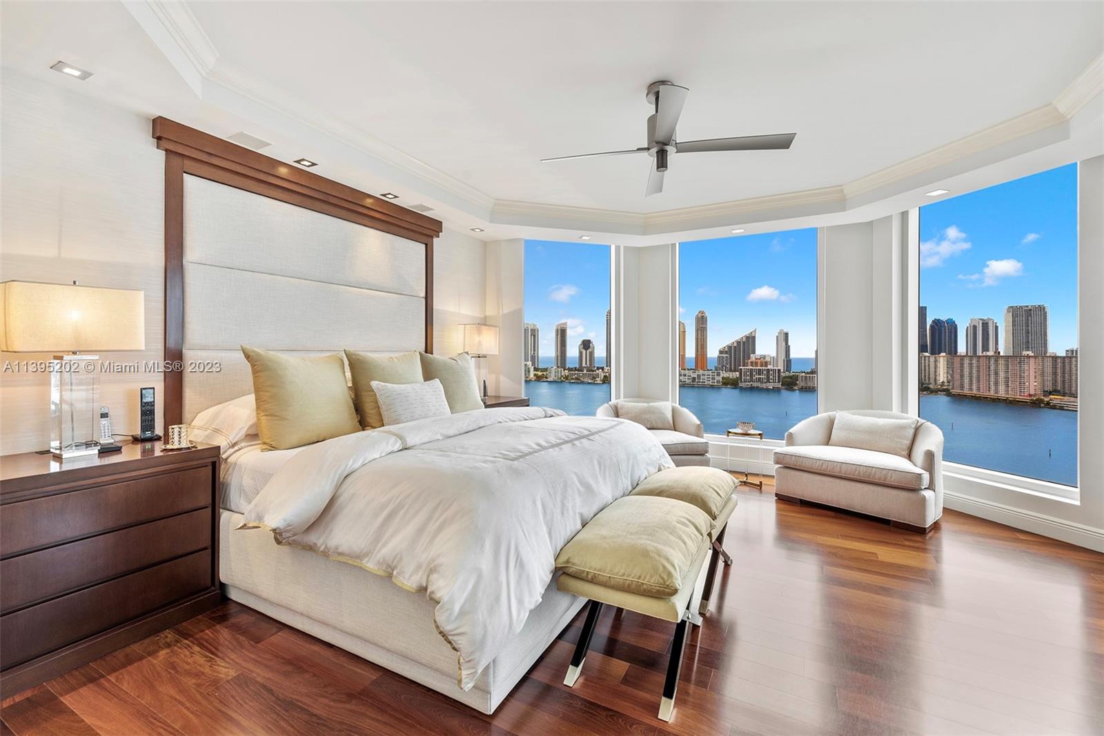 BELLAMARE @ WILLIAMS ISLA - Residential