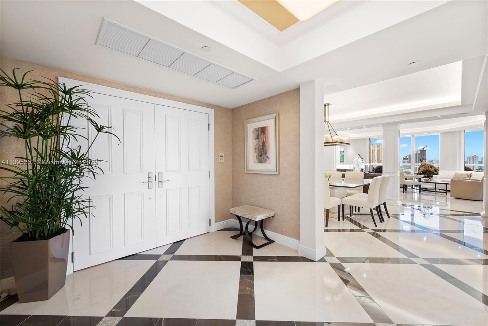 BELLAMARE @ WILLIAMS ISLA - Residential