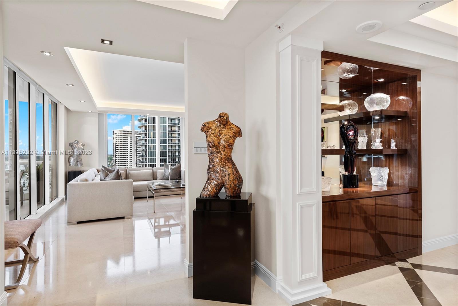 BELLAMARE @ WILLIAMS ISLA - Residential