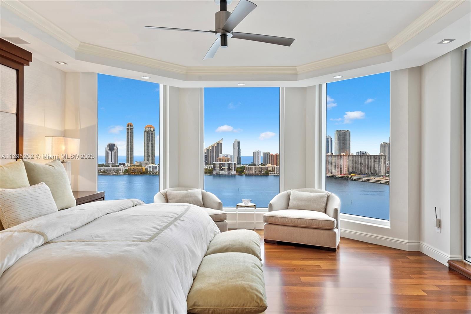 BELLAMARE @ WILLIAMS ISLA - Residential