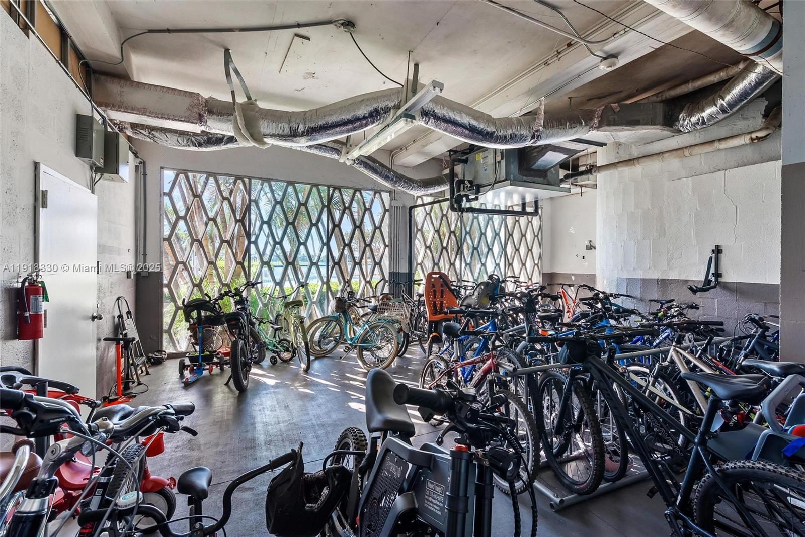 BLAIR HOUSE CONDO - WEST - Residential