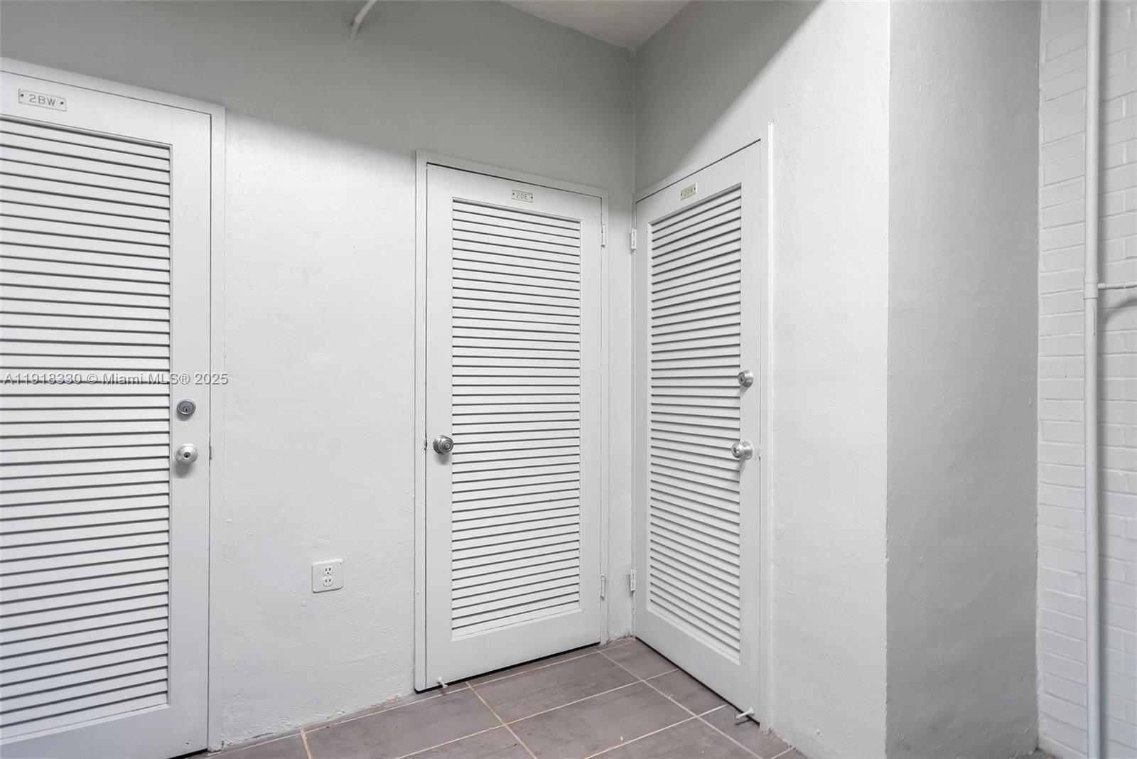 BLAIR HOUSE CONDO - WEST - Residential