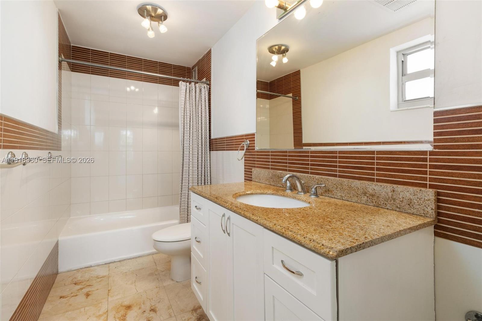 BLAIR HOUSE CONDO - WEST - Residential