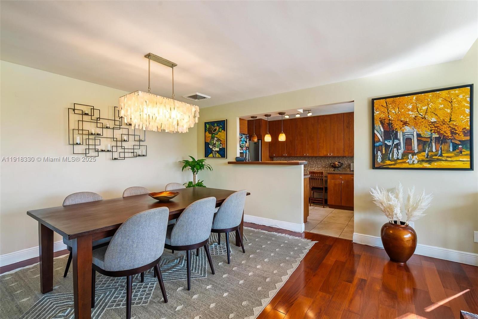 BLAIR HOUSE CONDO - WEST - Residential