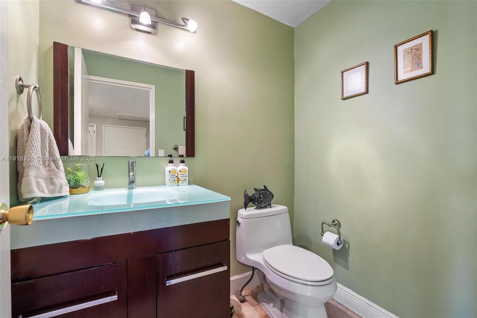 BLAIR HOUSE CONDO - WEST - Residential