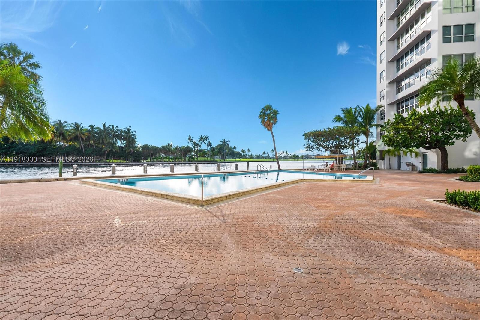 BLAIR HOUSE CONDO - WEST - Residential