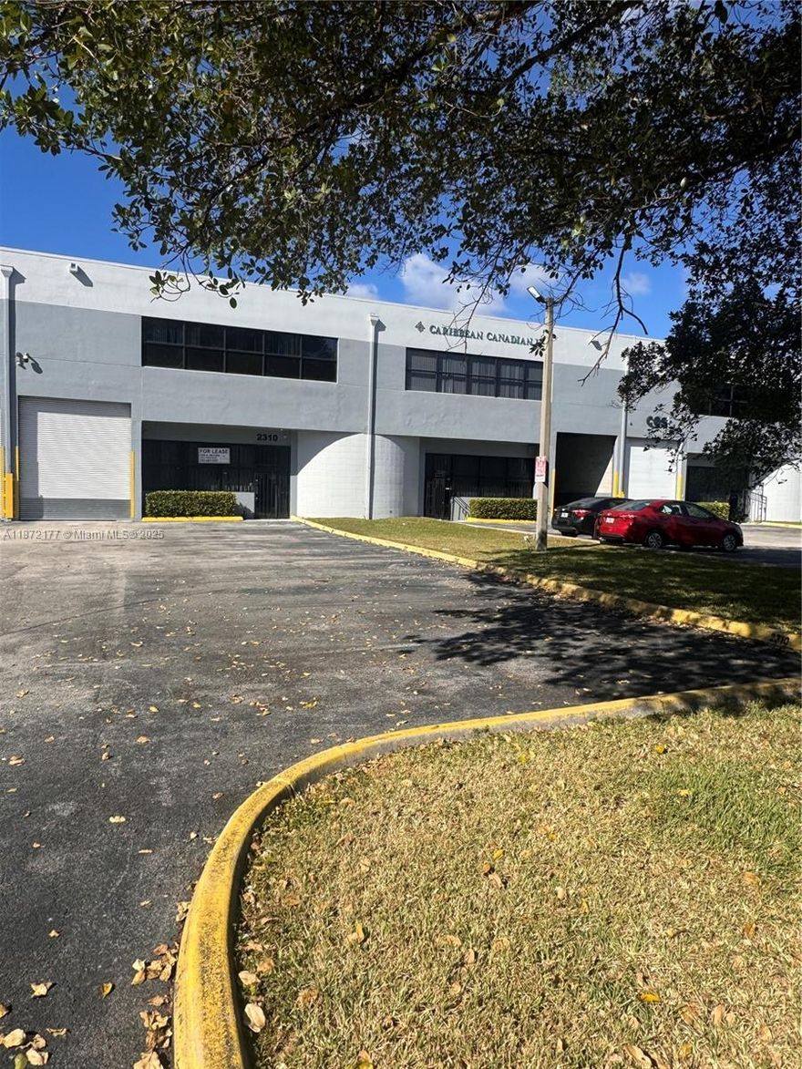 Office / Warehouse space with excellent location in Doral with a total of 6,560 SF including approximately 1,500 Sf office / Showroom on the first floor and the second floor. 9 parking spaces and racks as in the pictures could be negotiated. Dock-high Depth almost 45' which allows indoor container / trailer storage.
Property is currently also available for Lease asking $16.90 PSF