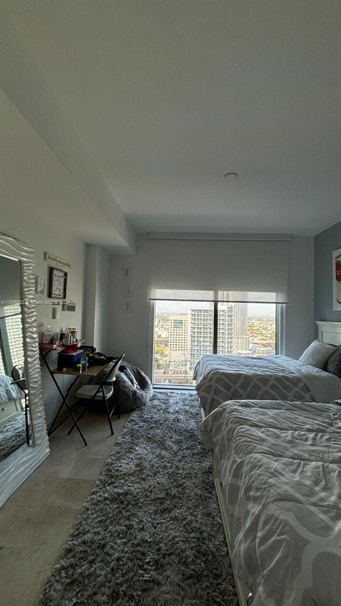 68 SE 6th St 2804