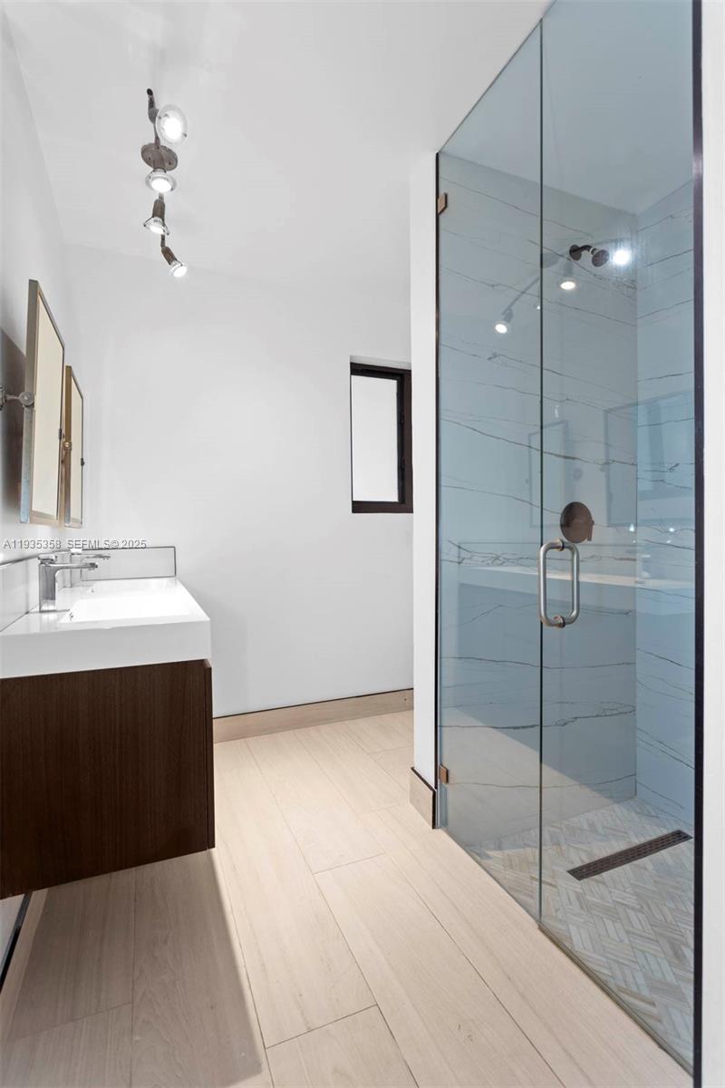 FAIR WAY PARK - Residential