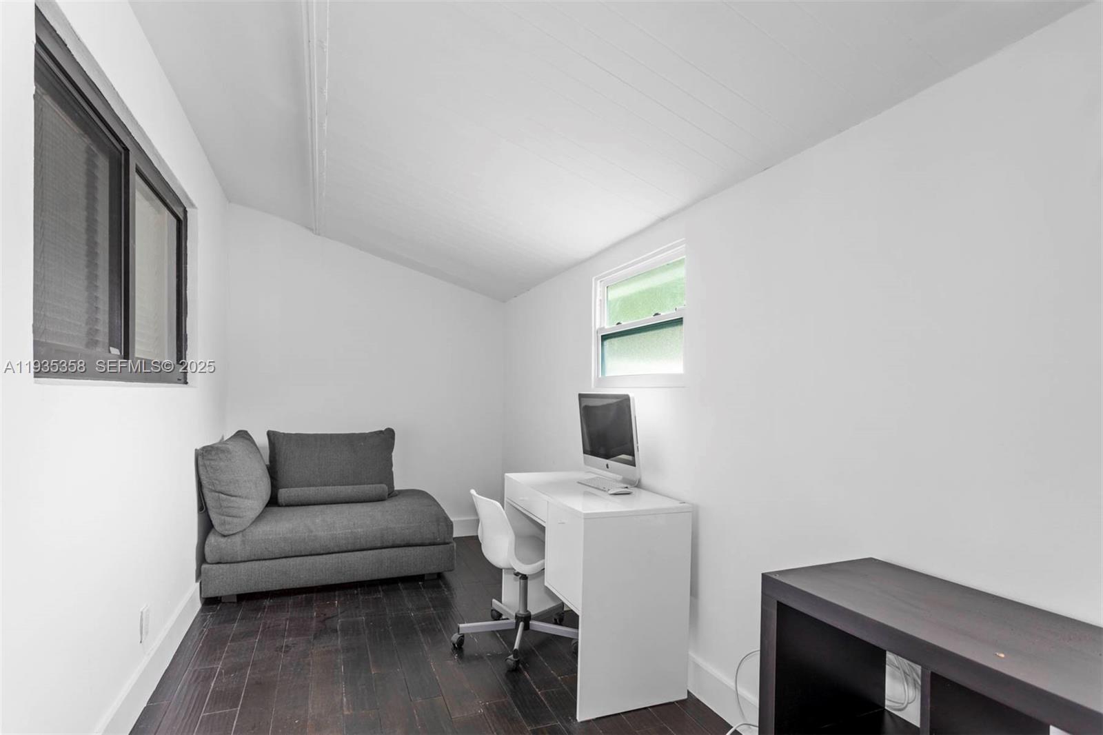 FAIR WAY PARK - Residential