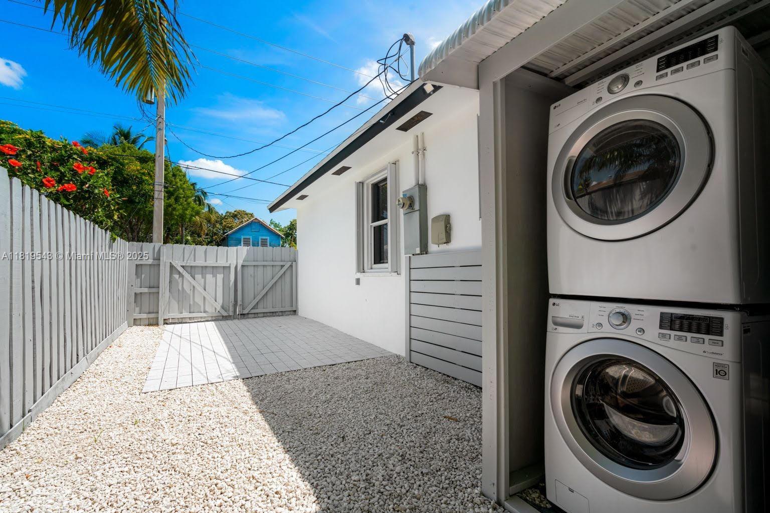 PRINCESS PARK - Residential Lease