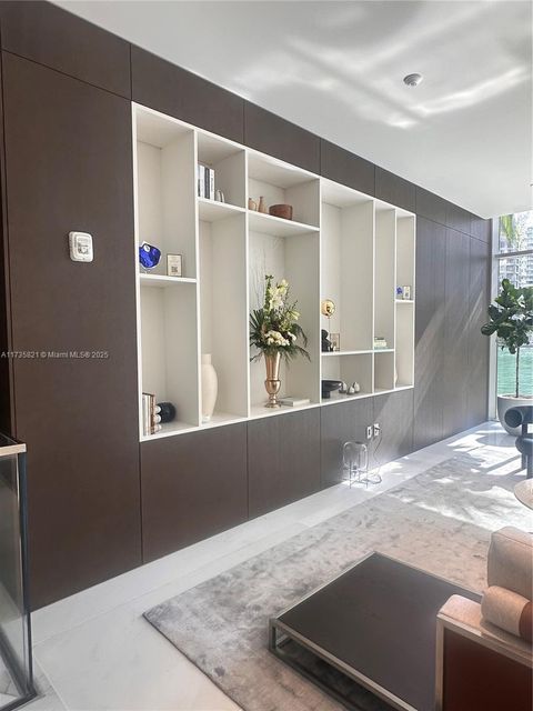 300 Biscayne Blvd way 4508 Miami FL 33131