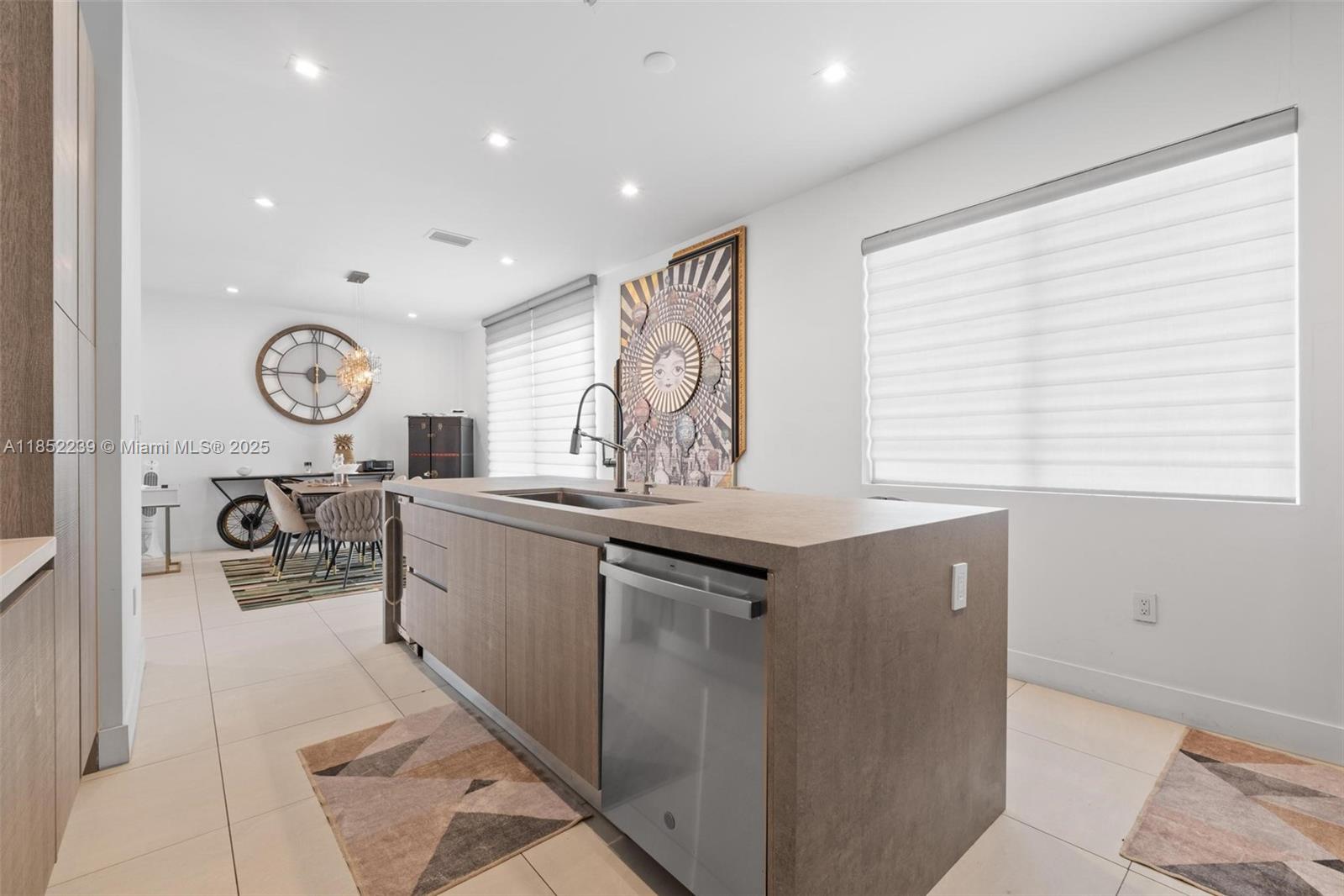 DORAL PALMS SOUTH - Residential