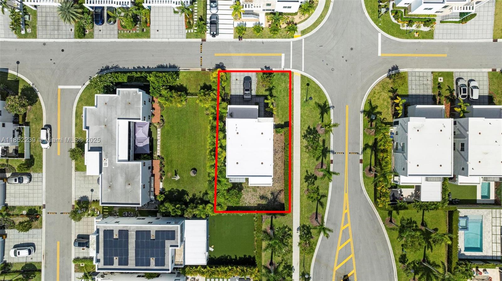 DORAL PALMS SOUTH - Residential