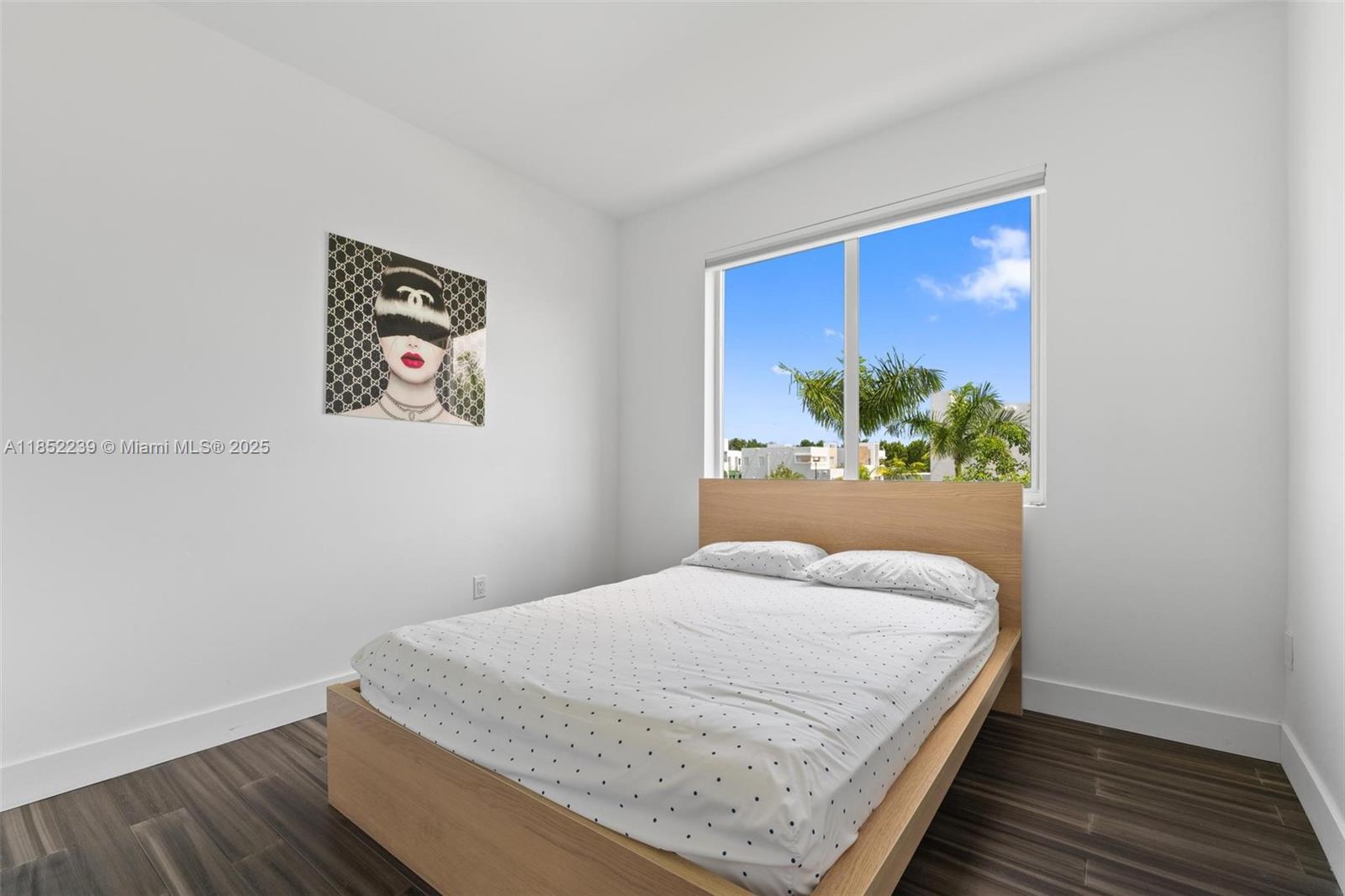 DORAL PALMS SOUTH - Residential