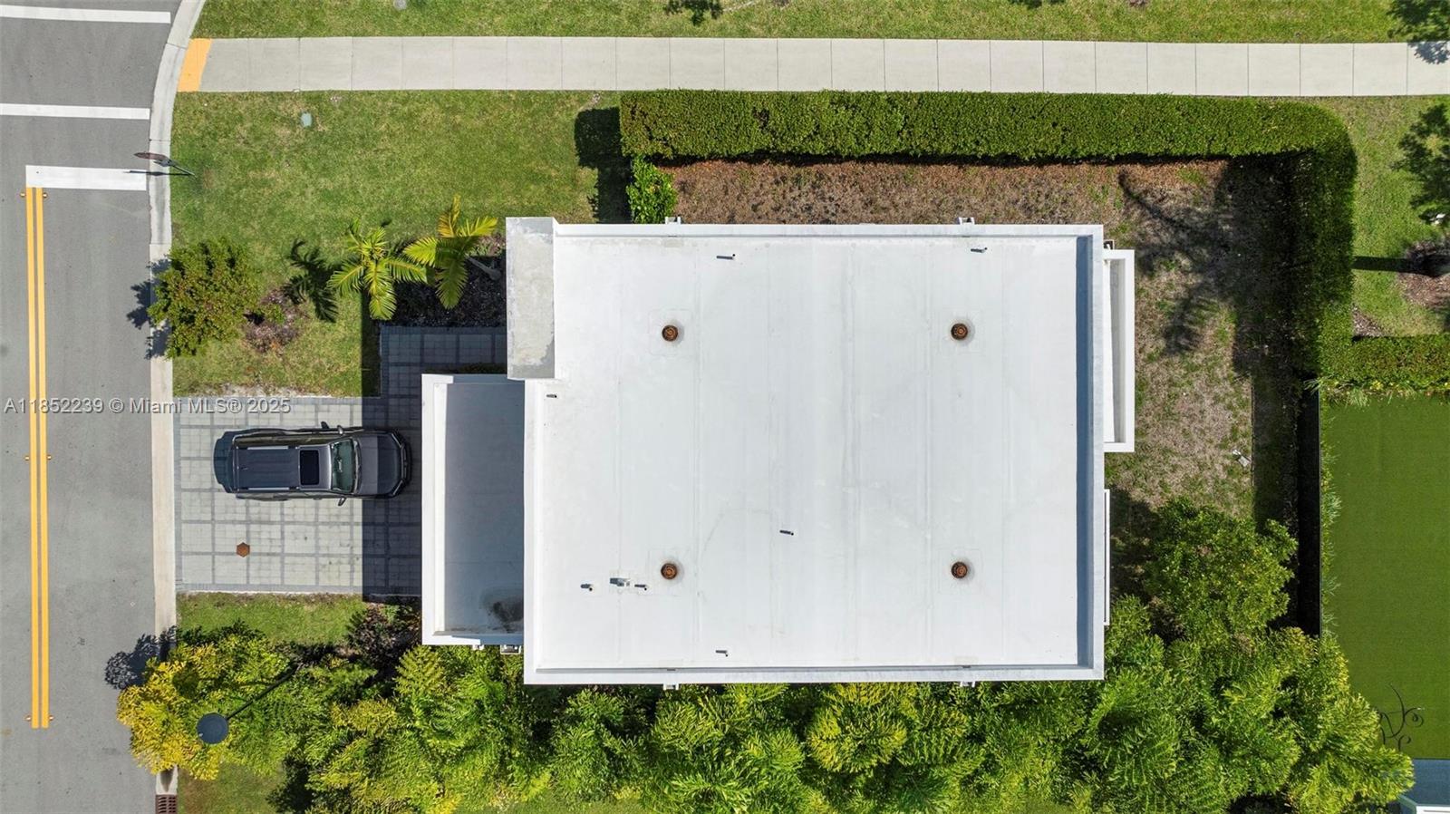 DORAL PALMS SOUTH - Residential