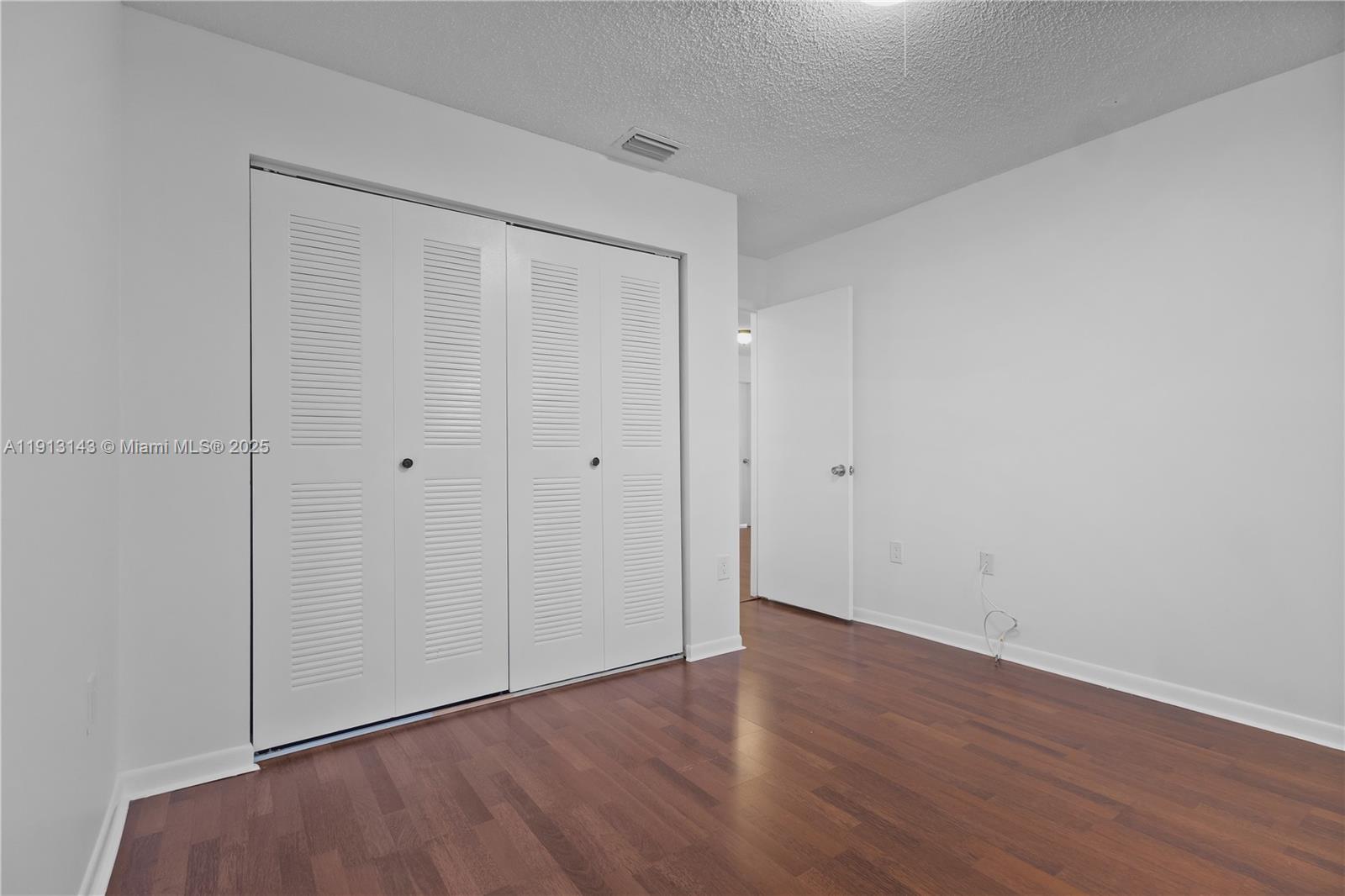 DORAL PALMS - Residential Lease