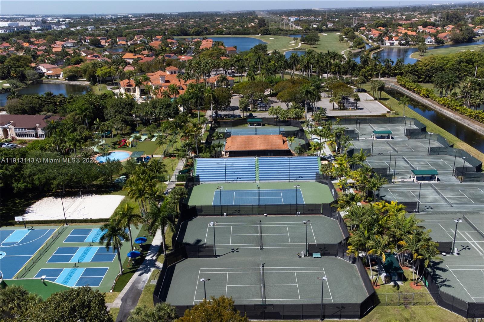 DORAL PALMS - Residential Lease