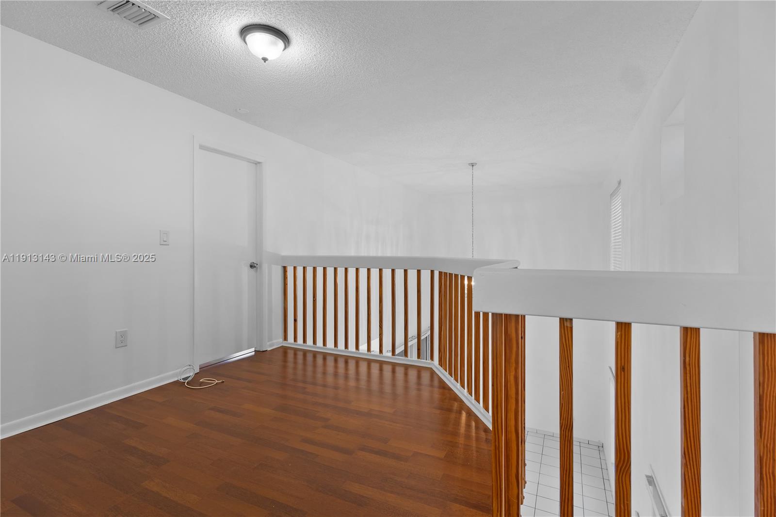 DORAL PALMS - Residential Lease