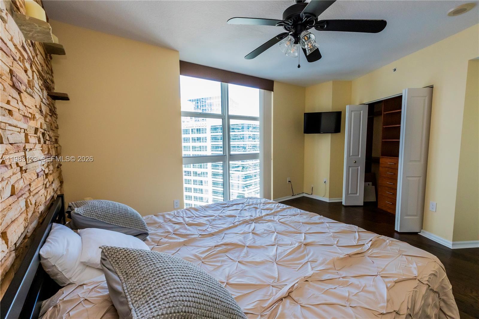 WATERGARDEN CONDO - Residential Lease