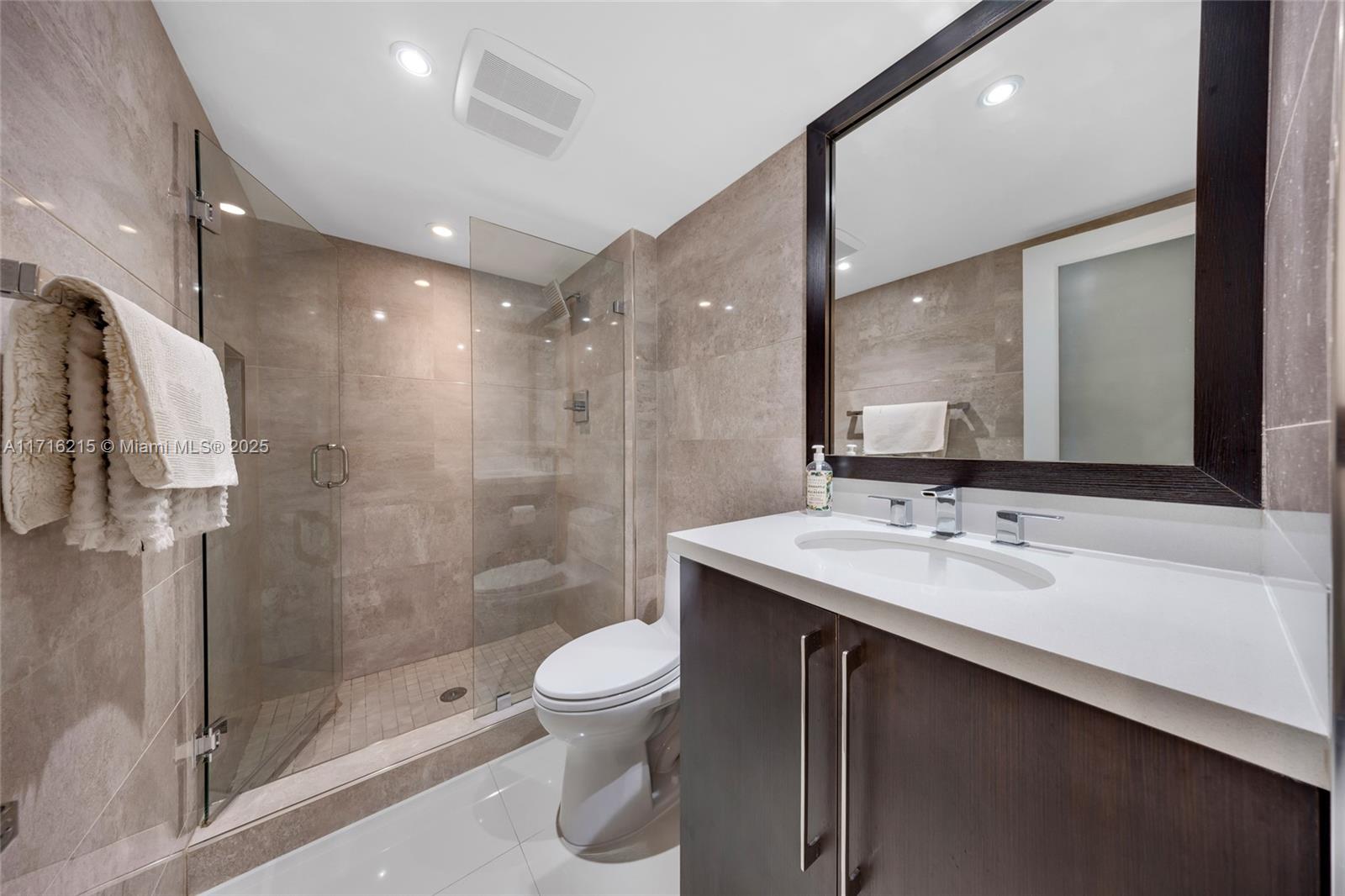 ARLEN HOUSE EAST CONDO - Residential