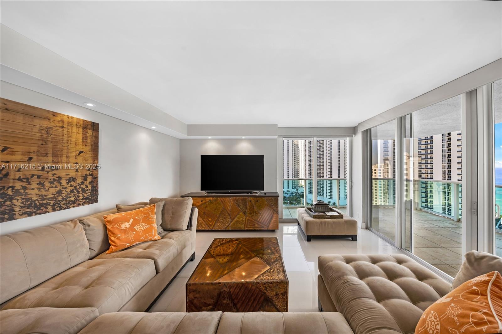 ARLEN HOUSE EAST CONDO - Residential