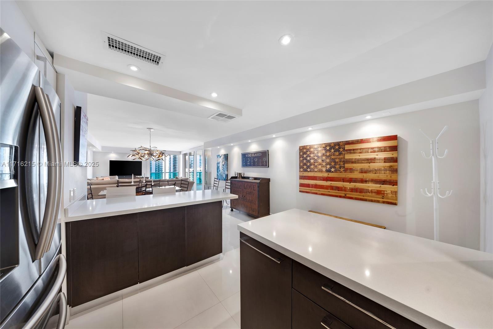 ARLEN HOUSE EAST CONDO - Residential