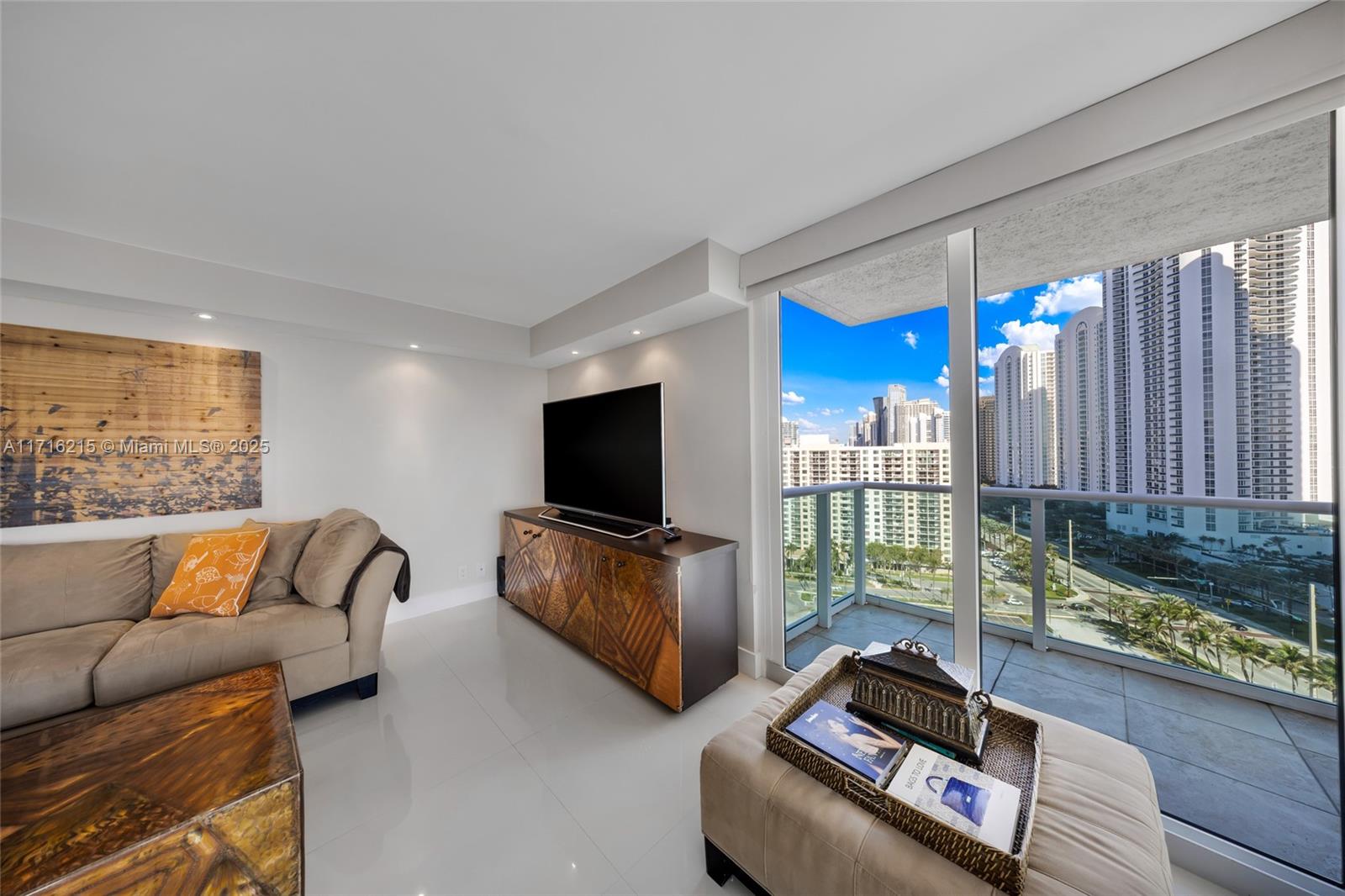 ARLEN HOUSE EAST CONDO - Residential