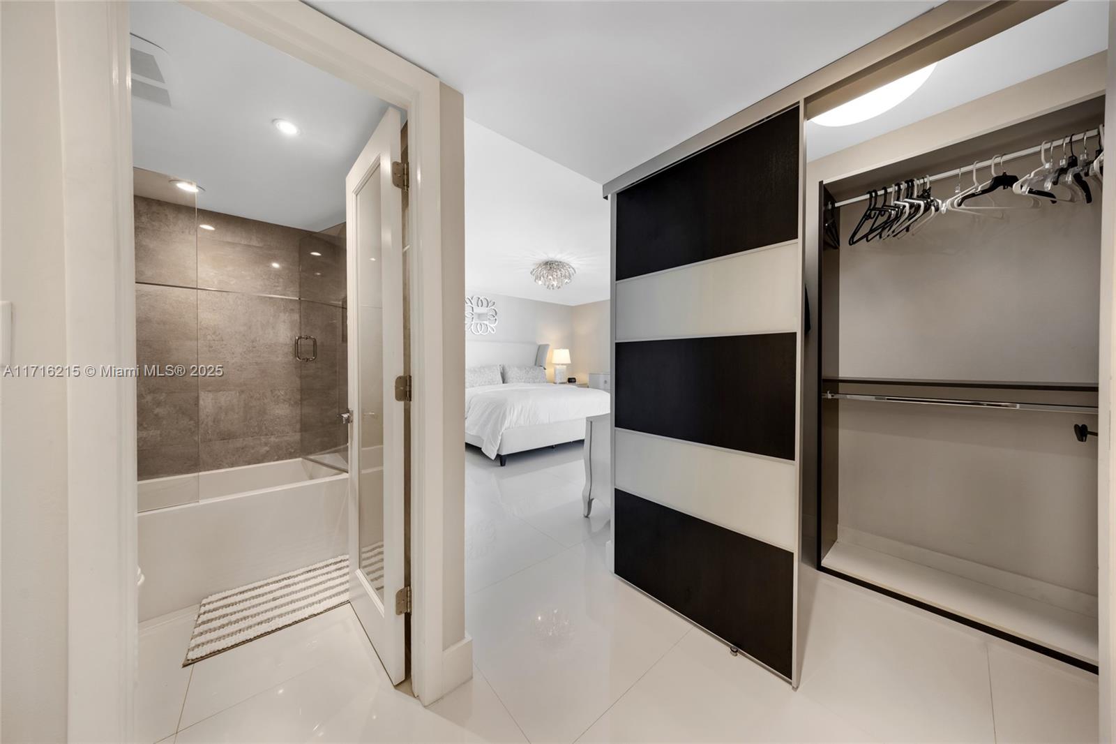 ARLEN HOUSE EAST CONDO - Residential