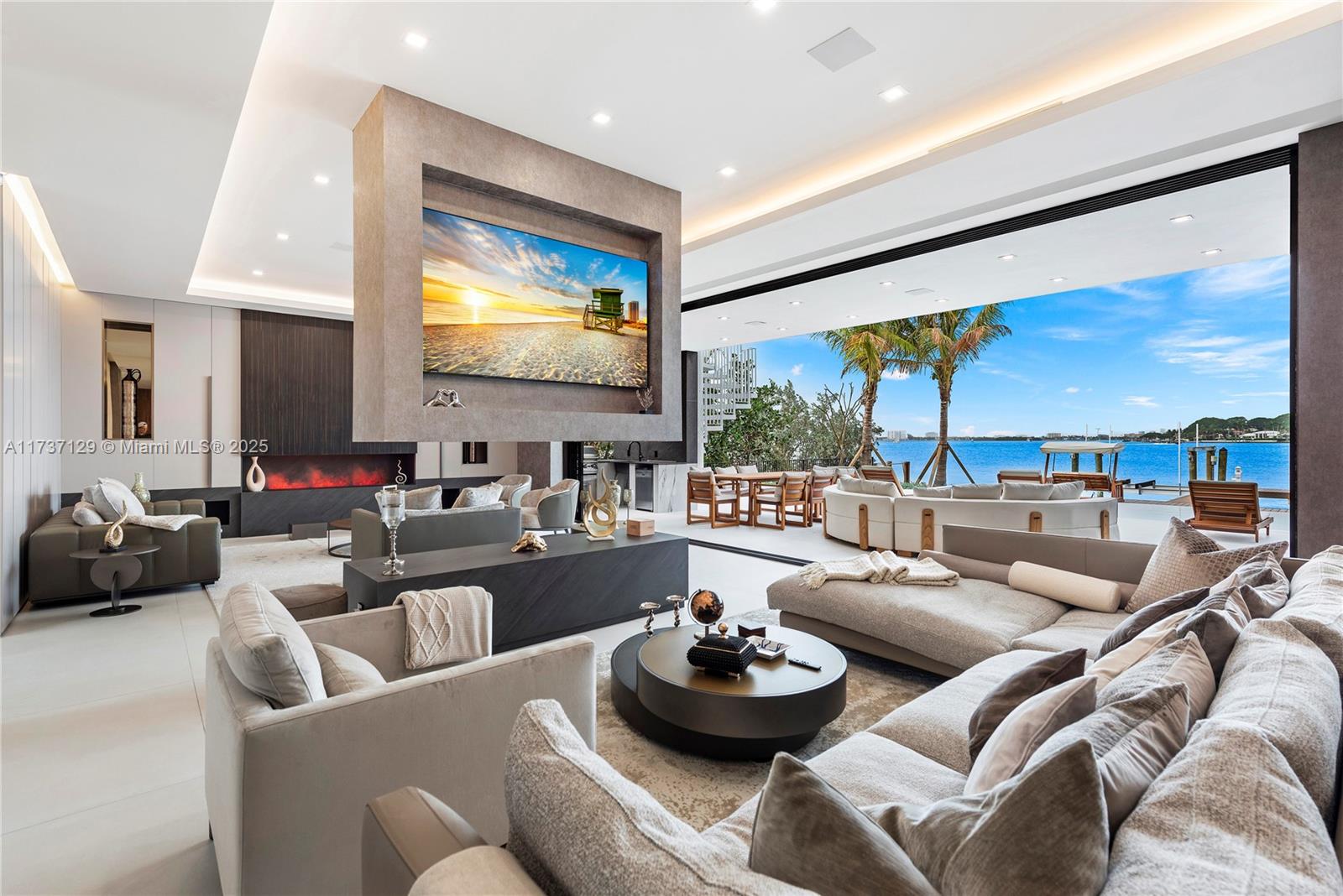 BISCAYNE POINT - Residential