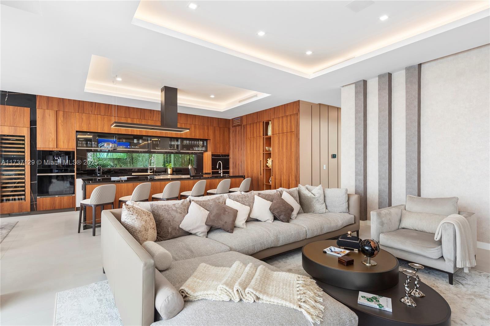 BISCAYNE POINT - Residential