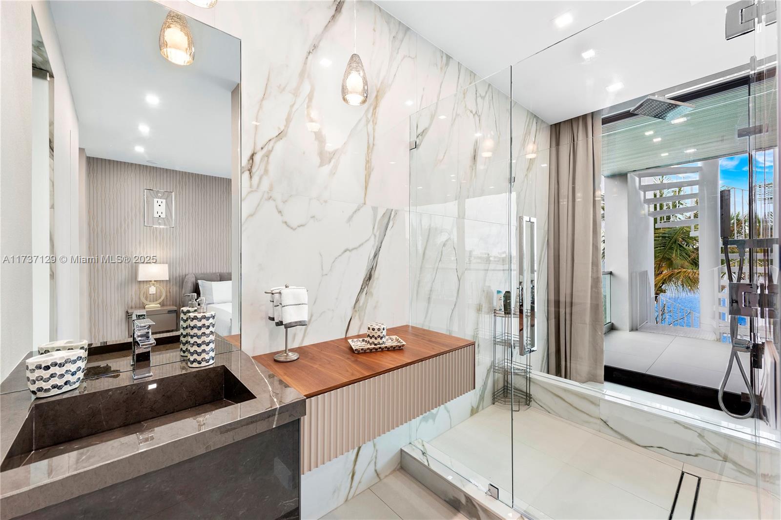 BISCAYNE POINT - Residential