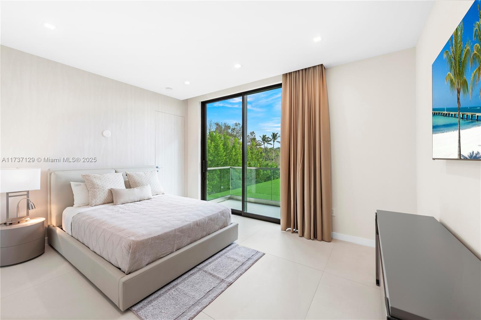 BISCAYNE POINT - Residential