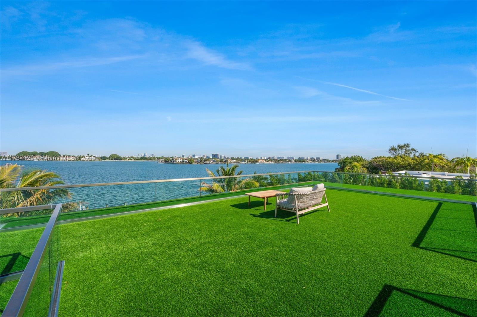 BISCAYNE POINT - Residential
