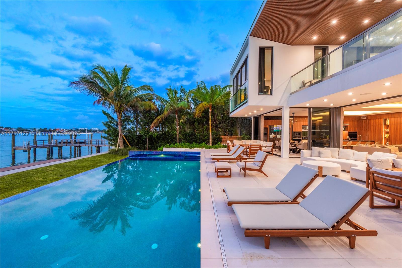 BISCAYNE POINT - Residential