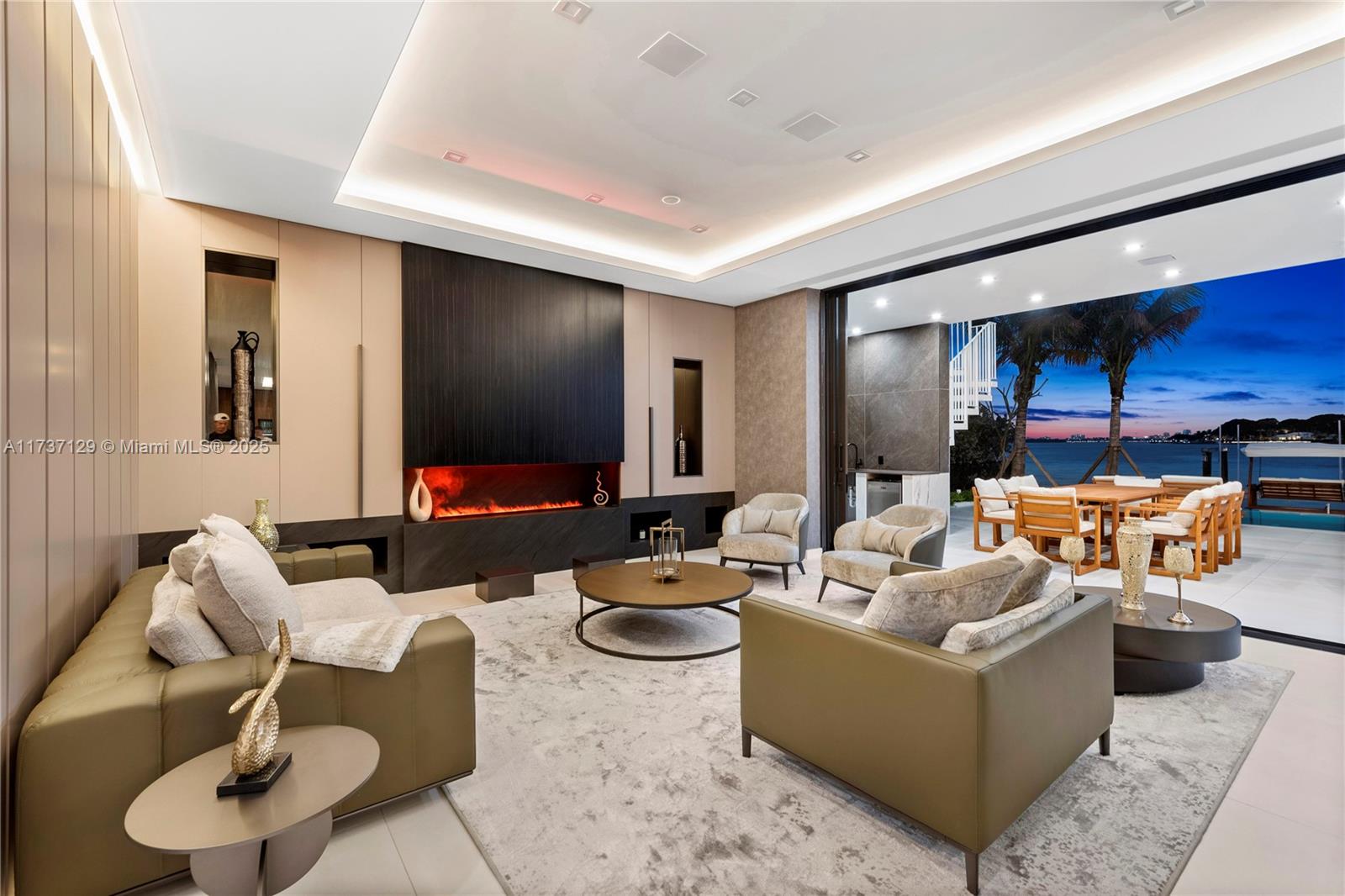 BISCAYNE POINT - Residential