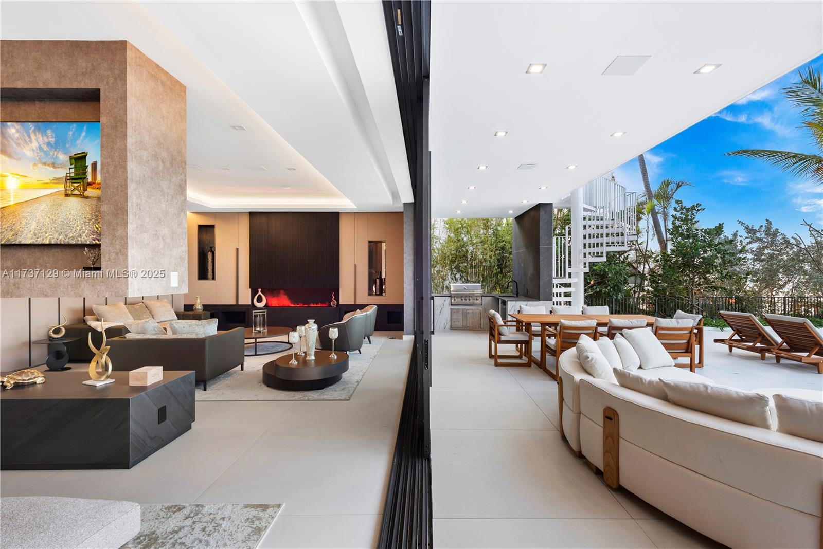 BISCAYNE POINT - Residential