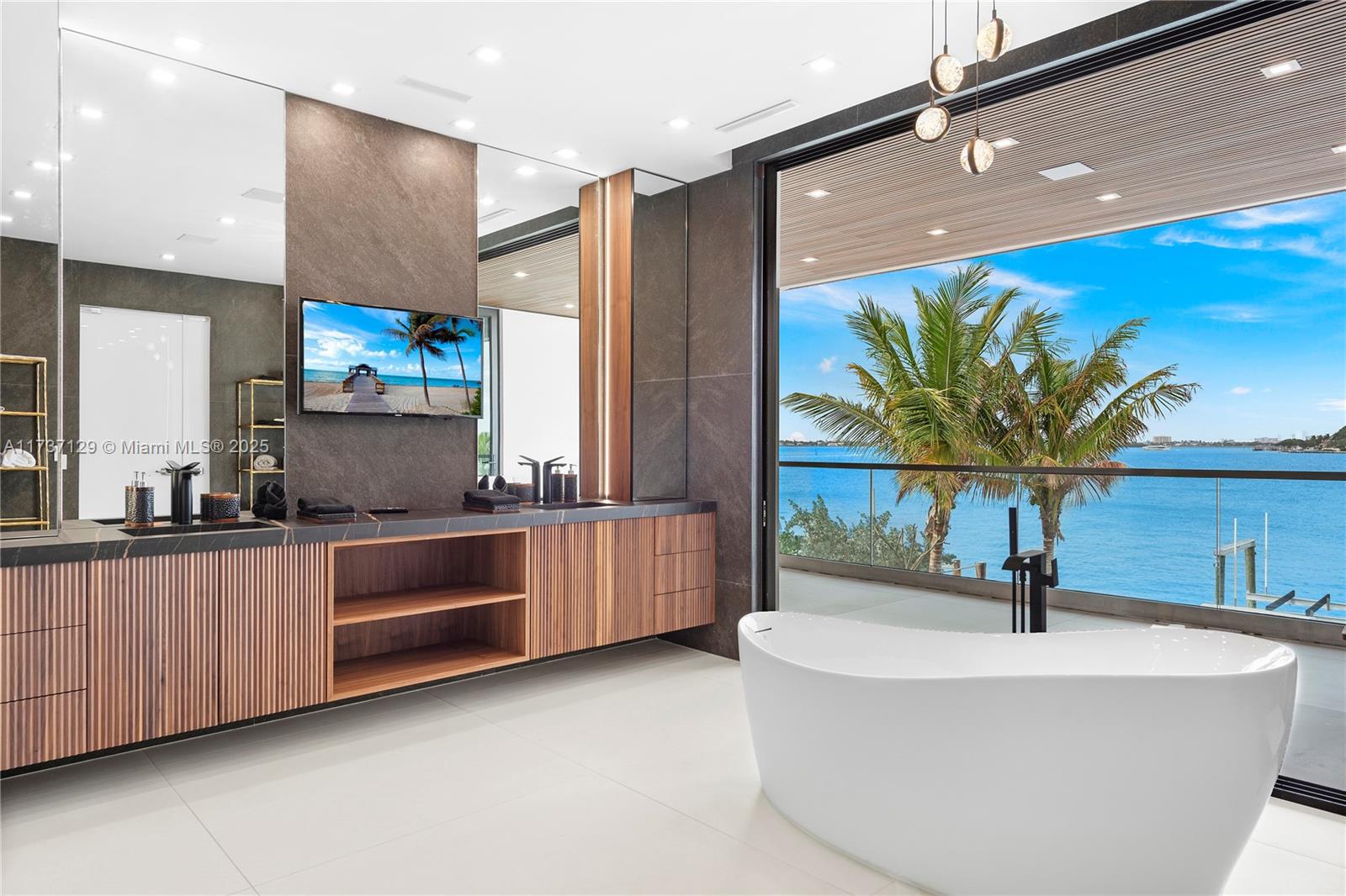 BISCAYNE POINT - Residential