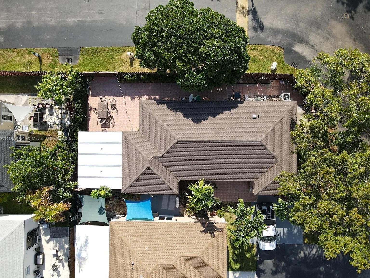 LAKES BY THE BAY SEC 5 - Residential