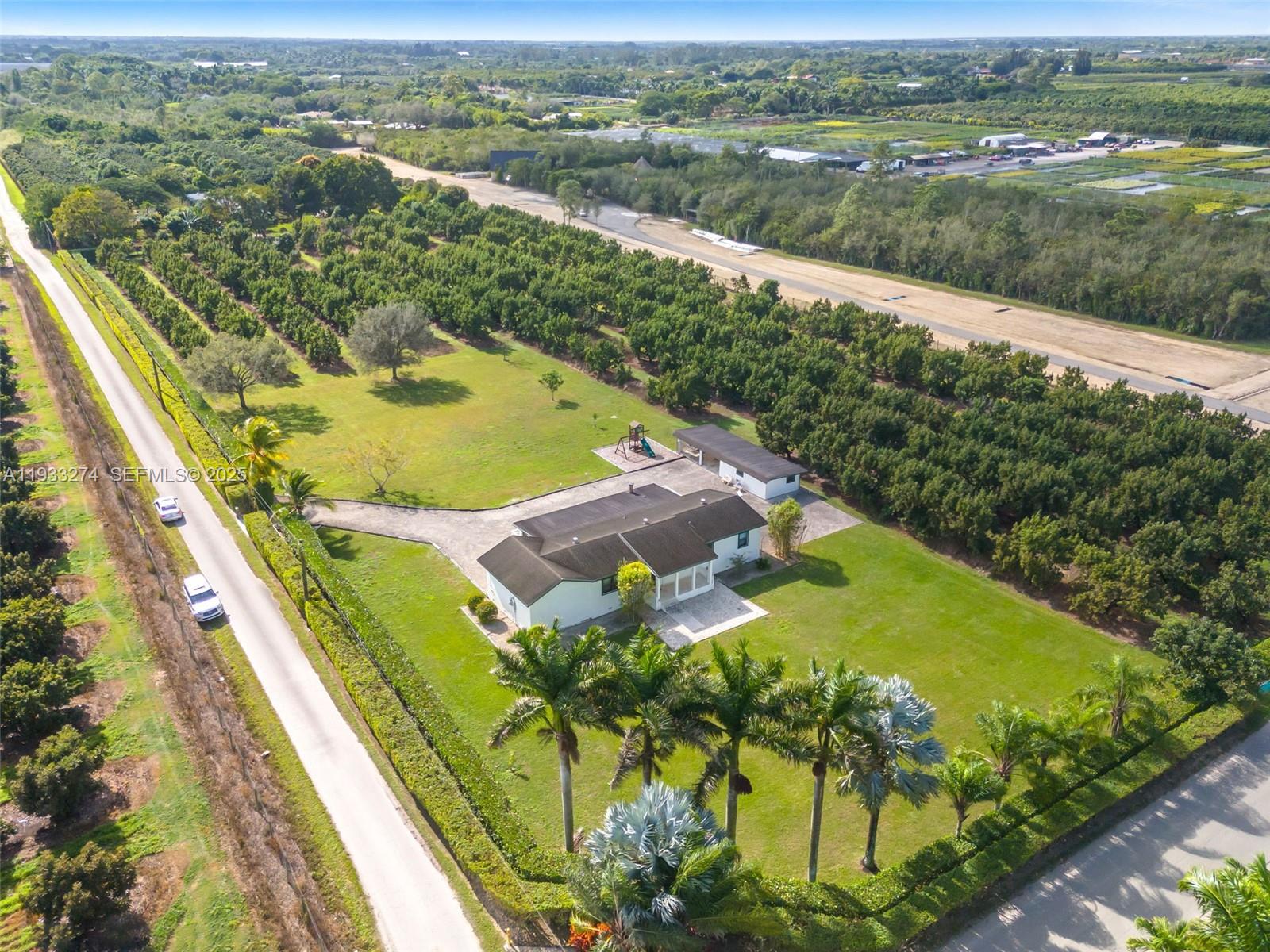 REDLAND 5 ACRE SFH - Residential