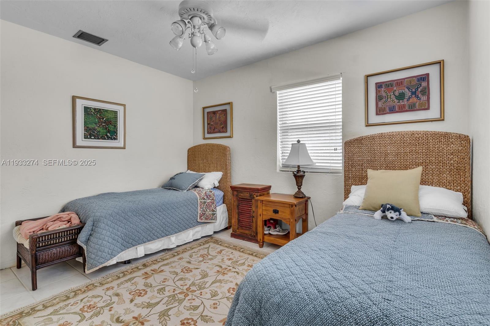 REDLAND 5 ACRE SFH - Residential