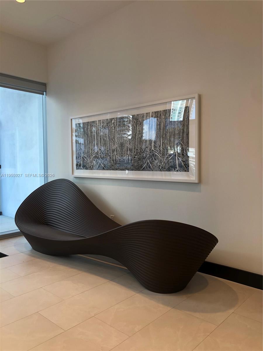 PARAMOUNT MIAMI WORLDCENT - Residential