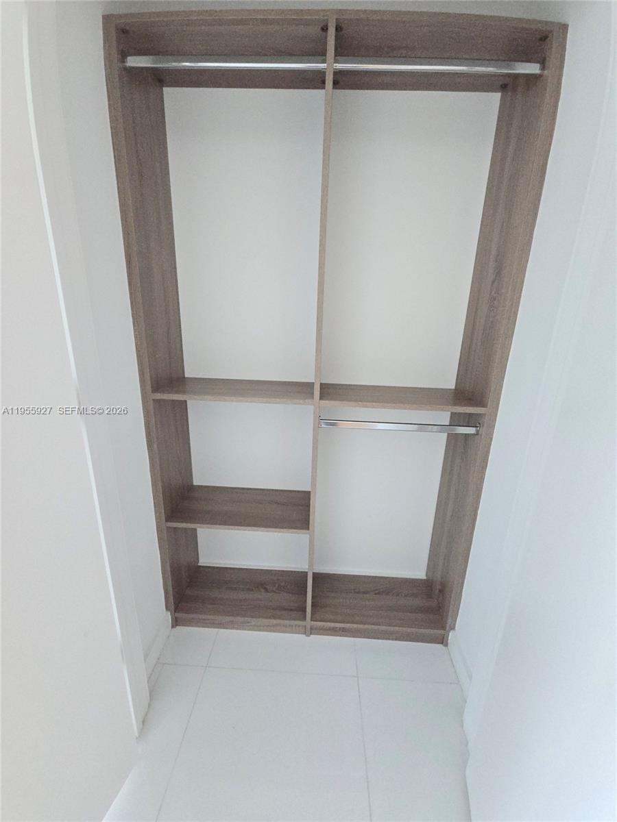 PARAMOUNT MIAMI WORLDCENT - Residential