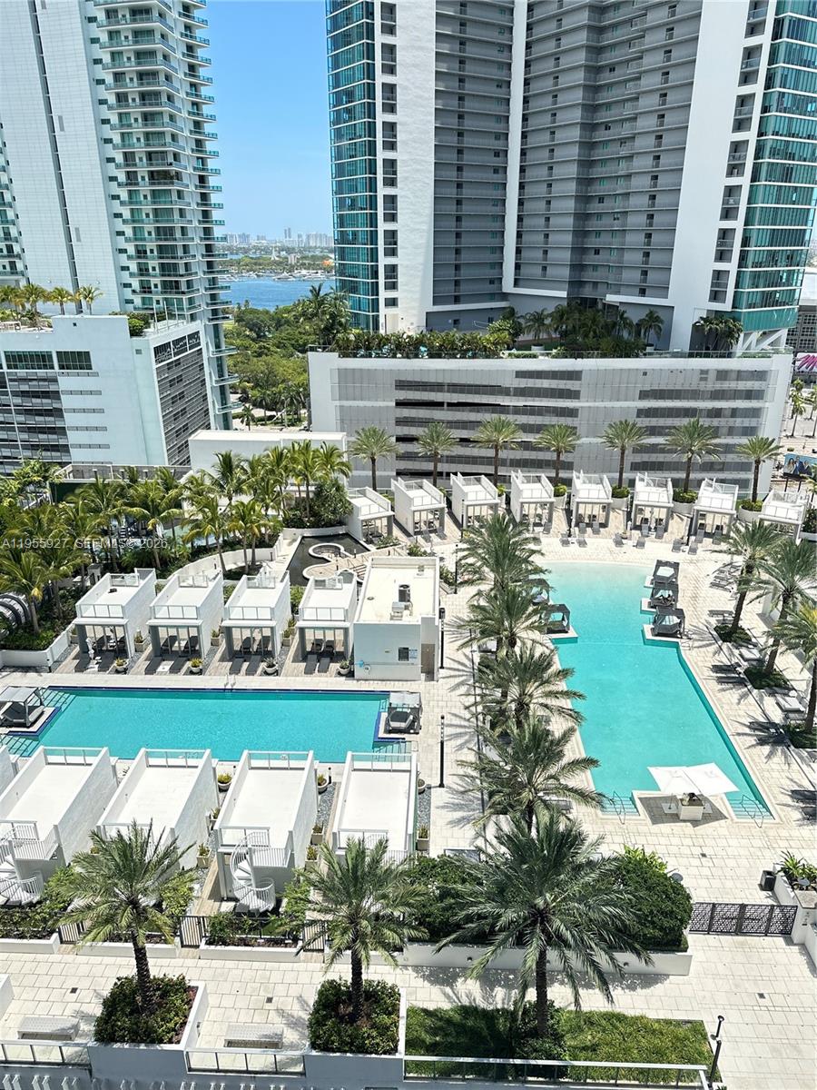 PARAMOUNT MIAMI WORLDCENT - Residential