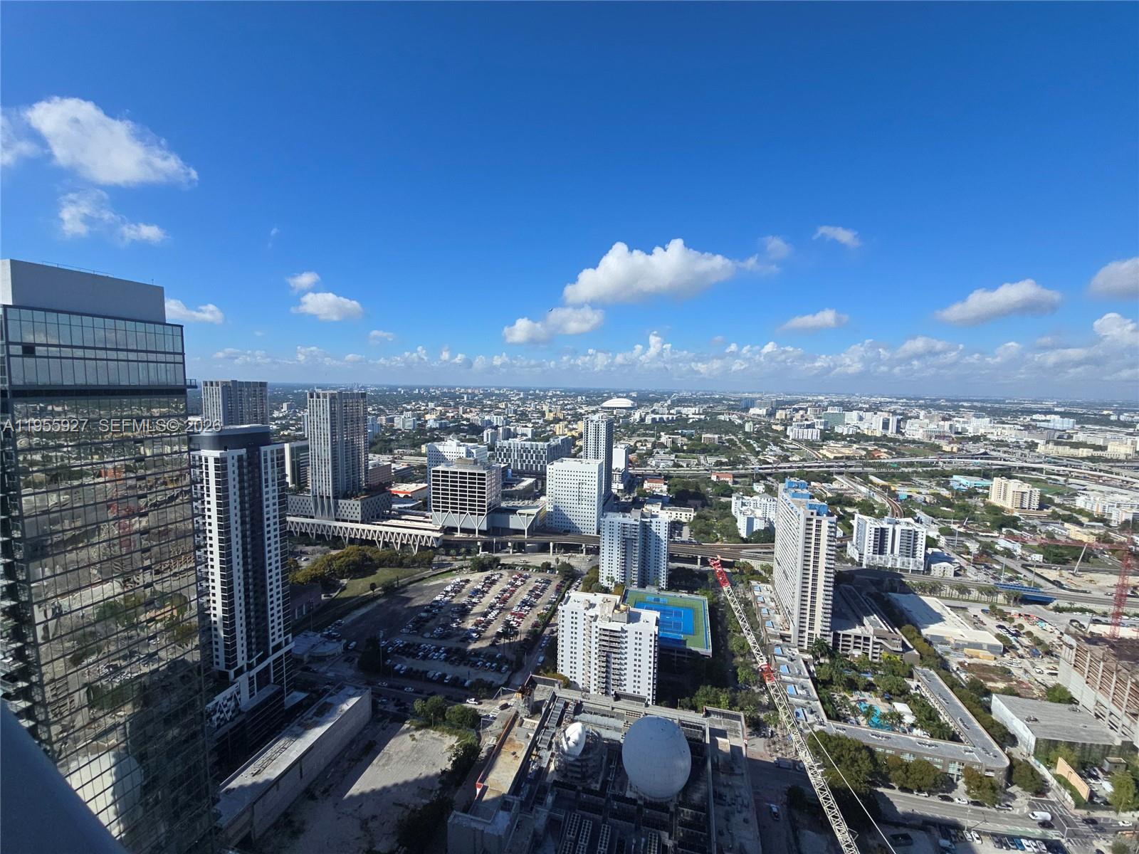 PARAMOUNT MIAMI WORLDCENT - Residential