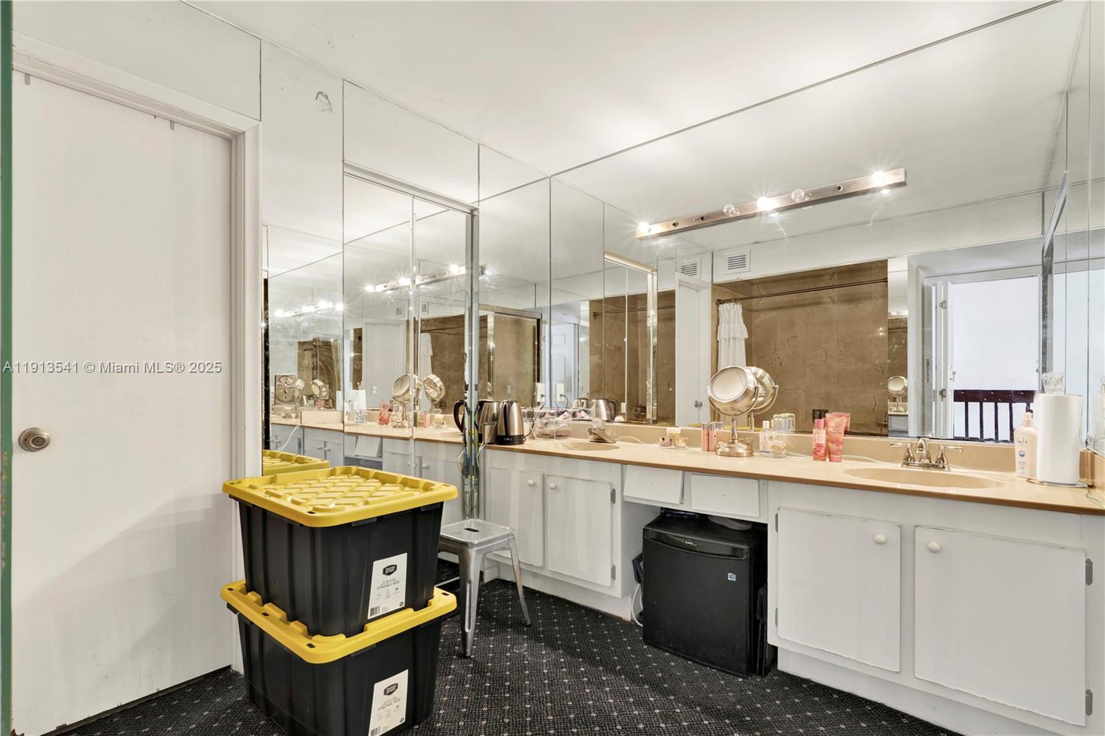 THE MISSIONS - Residential