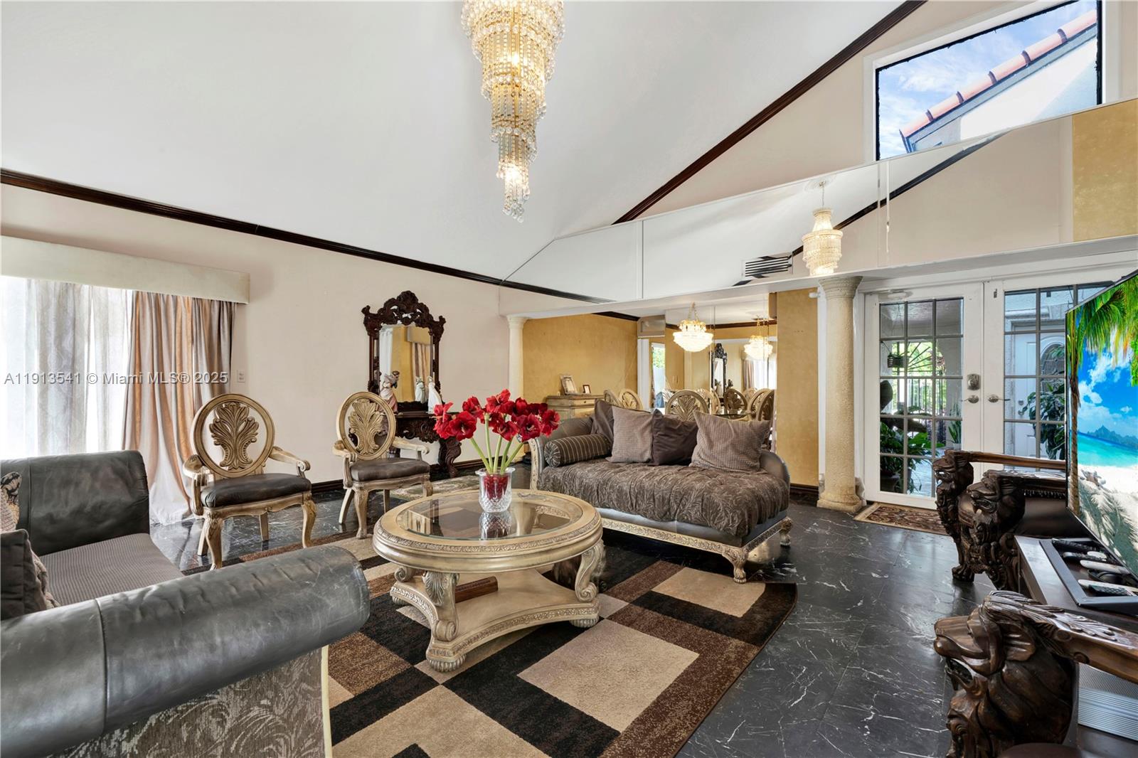 THE MISSIONS - Residential